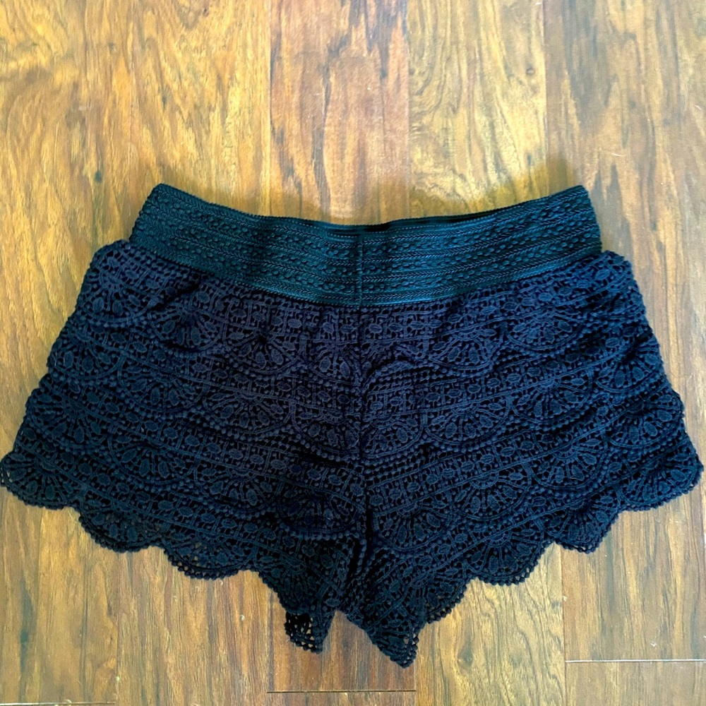 XL Black Lace Shorts